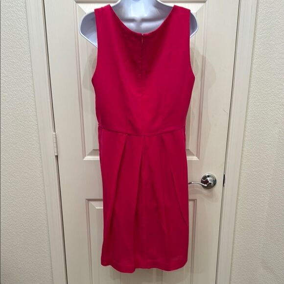 BCBGMaxAzria Fuchsia Pink Red Slimming Ruched Midi Dress Sz 12 Scoop Neck Pleat - Picture 7 of 11